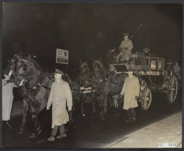 Foto in slechte staat, Bestanddeelnr 017-1044