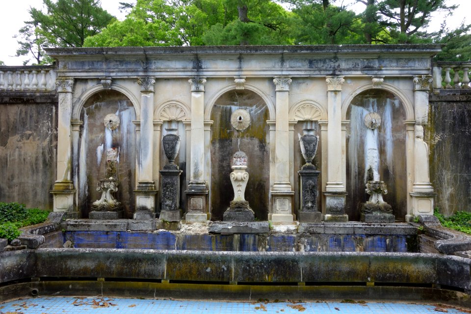 Fountain Wall - Longwood Gardens - DSC00897