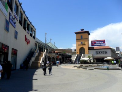 Forum Mersin Atıf Yılmaz Meydanı
