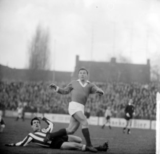 Fortuna 54 tegen PSV, Cor van der Hart in actie, Bestanddeelnr 917-2990