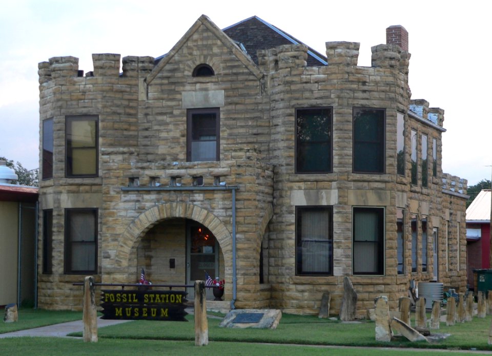 Fossil Station Museum from SW 2
