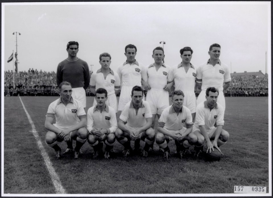 Fortuna '54 (1956) ANEFO Rousel, fotonummer 157-0935, Bestanddeelnr 157-0935
