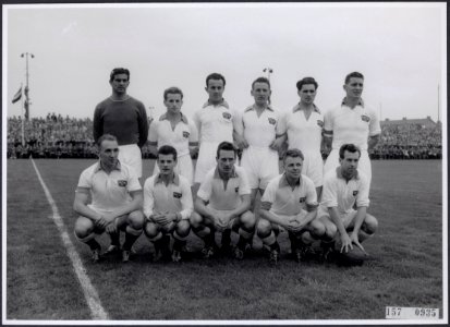 Fortuna '54 (1956) ANEFO Rousel, fotonummer 157-0935, Bestanddeelnr 157-0935