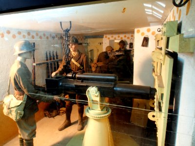 Fort de Fermont and its museum - Fort de Fermont and its museum - Cannon inside a kazemat pic