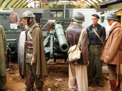 Fort de Fermont and its museum - Schneider 105 L mle 36 canon