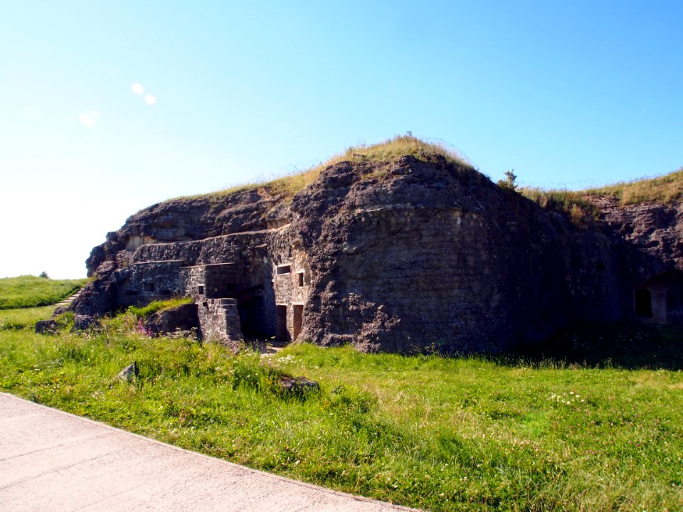 Fort de Douaumont pic-001