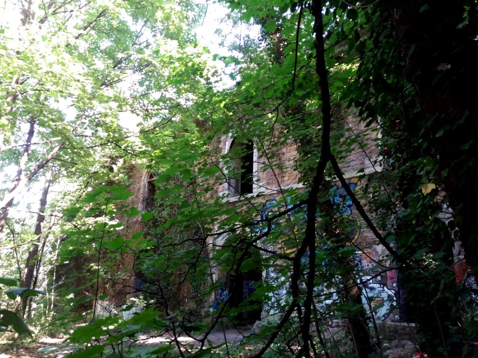 Fort de Loyasse - Cour intérieure