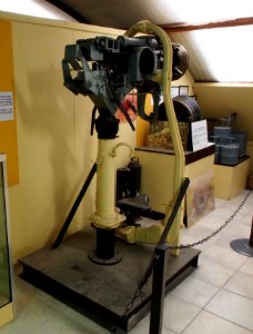 Fort de Fermont and its museum - Ouvrage Fermont - Cloche AM mle 34 (25 AC cannon and twin machine gun) pic1