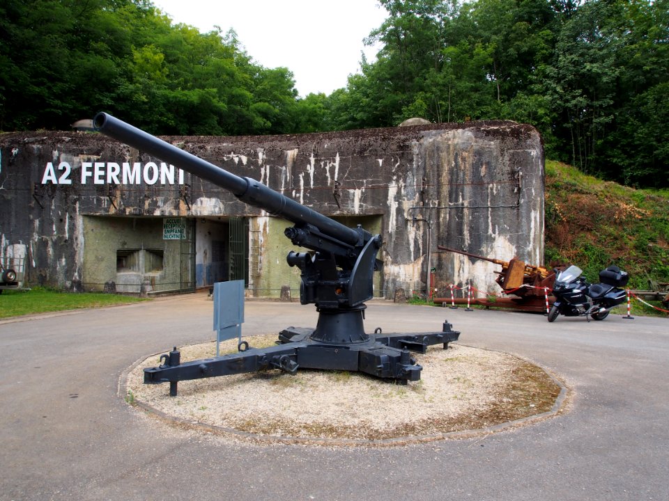 Fort de Fermont and its museum - Ouvrage Fermont, FLAK 36 88mm pic1