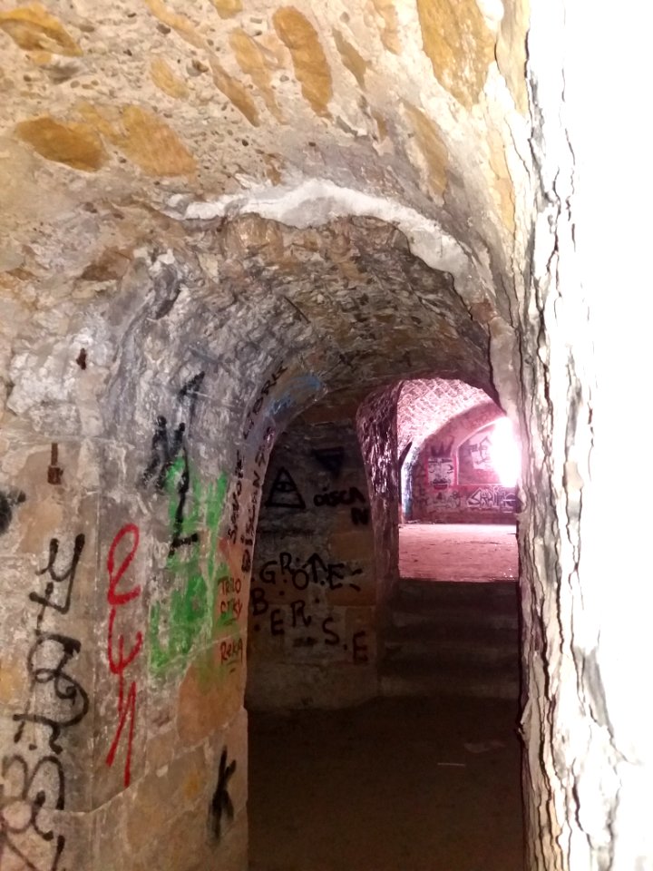 Fort de Loyasse - Bâtiment nord - Intérieur - Couloirs 4