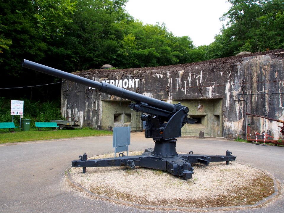 Fort de Fermont and its museum - Ouvrage Fermont, FLAK 36 88mm pic2