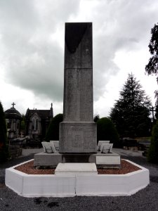 Fourmies (Nord, Fr) cimetière mon aux morts liste des noms
