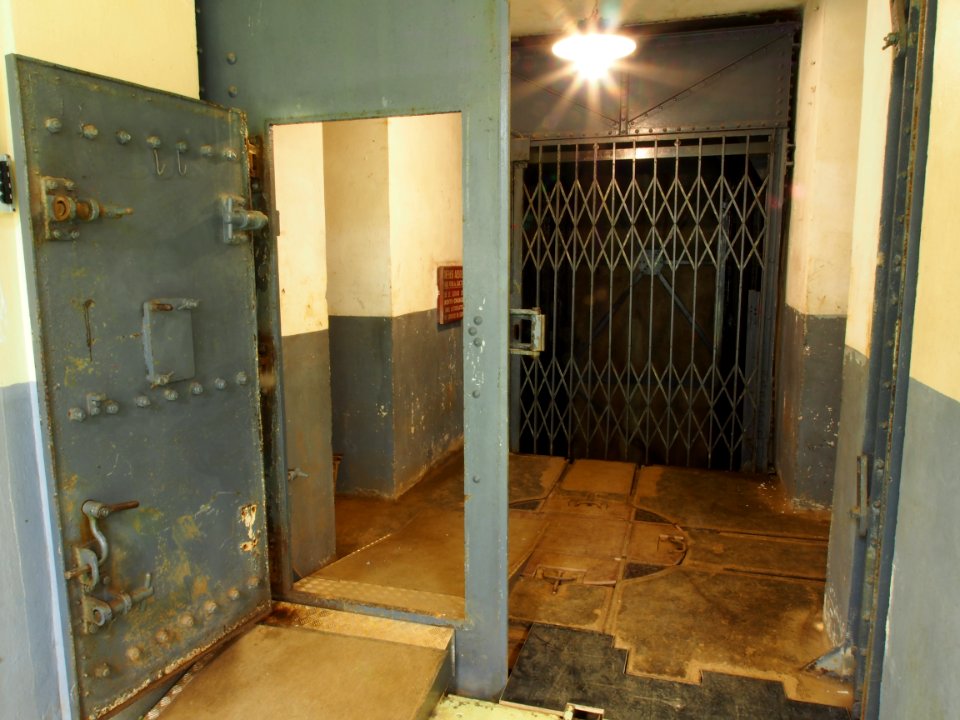 Fort de Fermont and its museum - Ouvrage Fermont - Biggest of 2 elevators