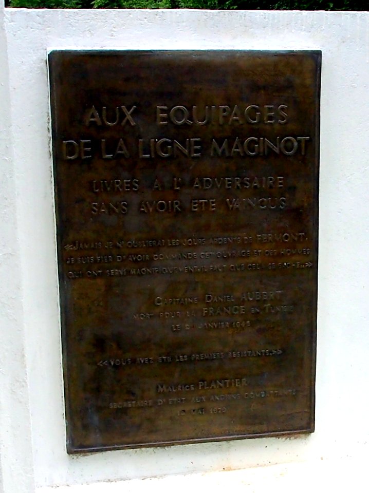 Fort de Fermont and its museum - Memorial plaque