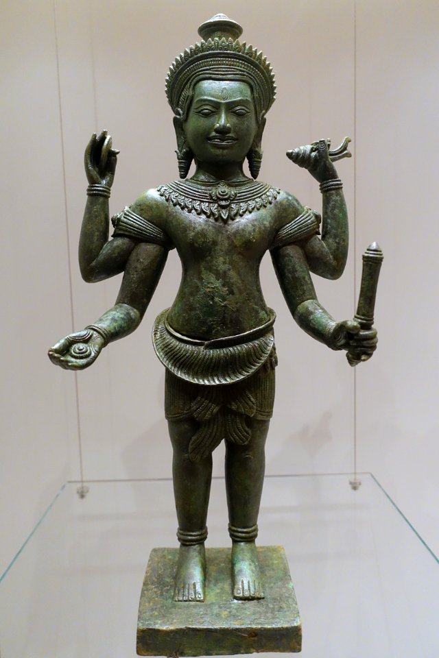 Four-armed Vishnu, Cambodia, 11th-12th century AD, bronze - Ethnological Museum, Berlin - DSC01940