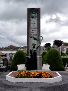 Fourmies (Nord, Fr) cimetière mon aux morts recto