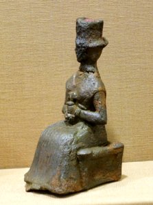 Four-faced goddess, Ishchali, Isin-Larsa to Old Babylonia periods, 2000-1600 BC, bronze - Oriental Institute Museum, University of Chicago - DSC07384