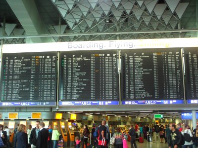 FRA terminal 1 departures