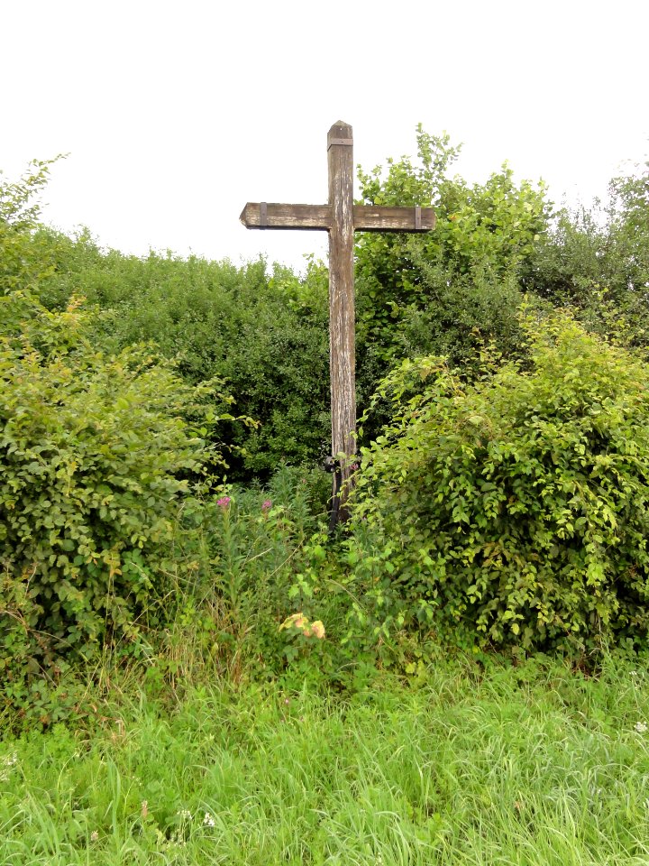 Fourmies (Nord, Fr) croix de chemin aux Noires Terres