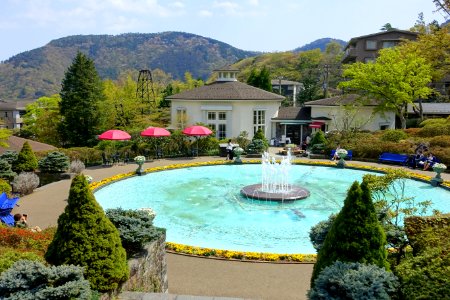 Fountain and Isshikido - Gora Park - Hakone, Kanagawa, Japan - DSC08445