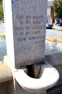 Fountain - Walpole, NH - DSC02587