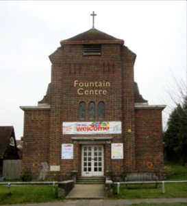 Fountain Centre (formerly Church of Christ the King), Braybon Avenue, Patcham (December 2016) (3)