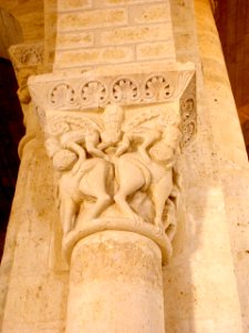 Frómista - Capitel románico en la Iglesia de San Martín 05
