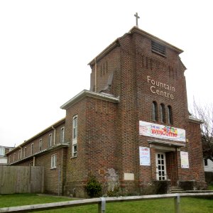 Fountain Centre (formerly Church of Christ the King), Braybon Avenue, Patcham (December 2016) (2)