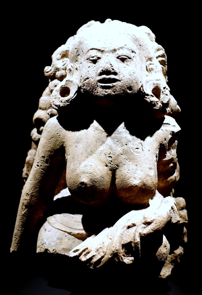Fountain figure in woman's form, Java, Majapahit, East Jave period, 13th-14th century AD, limestone - Linden-Museum - Stuttgart, Germany - DSC03713