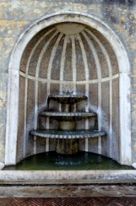 Fountain - Piazzale Quadrato - Barberini Gardens - Castel Gandolfo - DSC04389