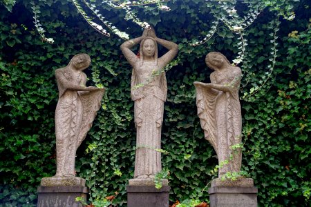 Fountain group - Platanenhain - Mathildenhöhe - Darmstadt, Germany - DSC01575