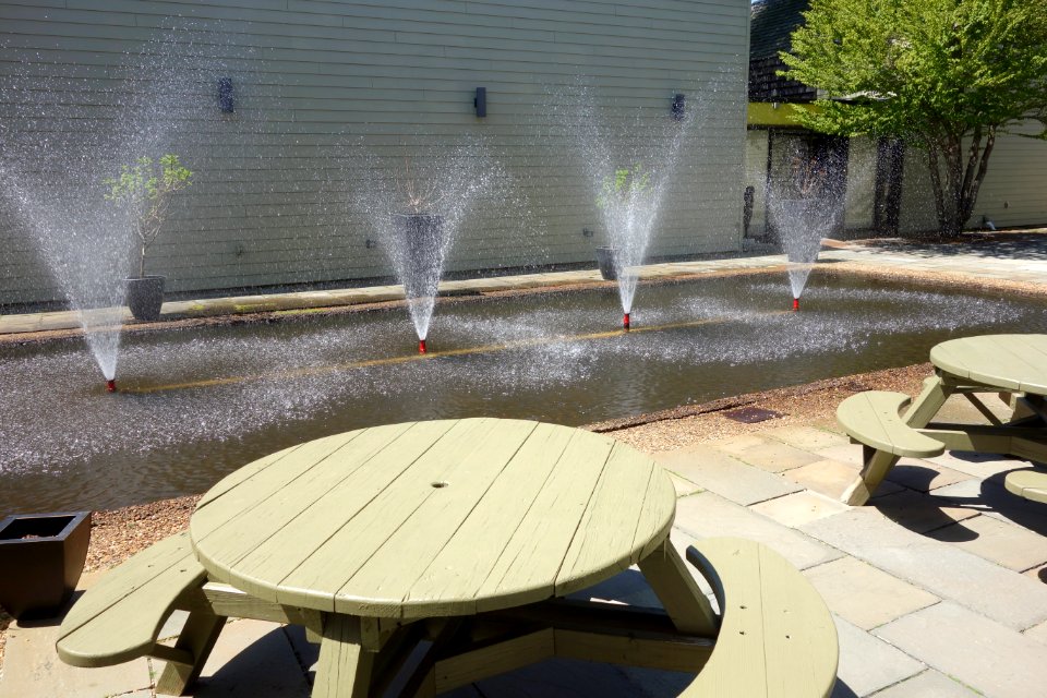 Fountains - Fuller Craft Museum - Brockton, MA - DSC02180