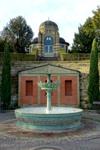 Fountain with belvedere - Wilhelma Zoo - Stuttgart, Germany - DSC02155