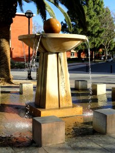 Fountain (San José State University) - DSC03933