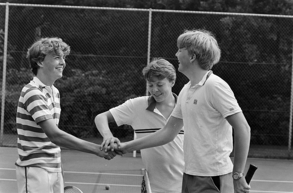 Foto-uurtje Koninklijke familie Prins Johan Friso (l) Prins Willem Alexander sc, Bestanddeelnr 933-3711