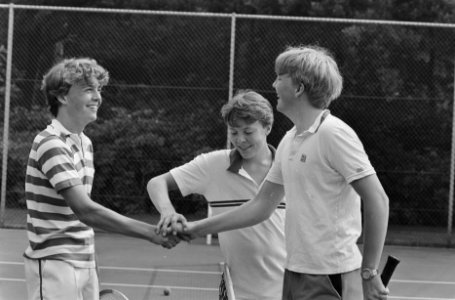 Foto-uurtje Koninklijke familie Prins Johan Friso (l) Prins Willem Alexander sc, Bestanddeelnr 933-3711