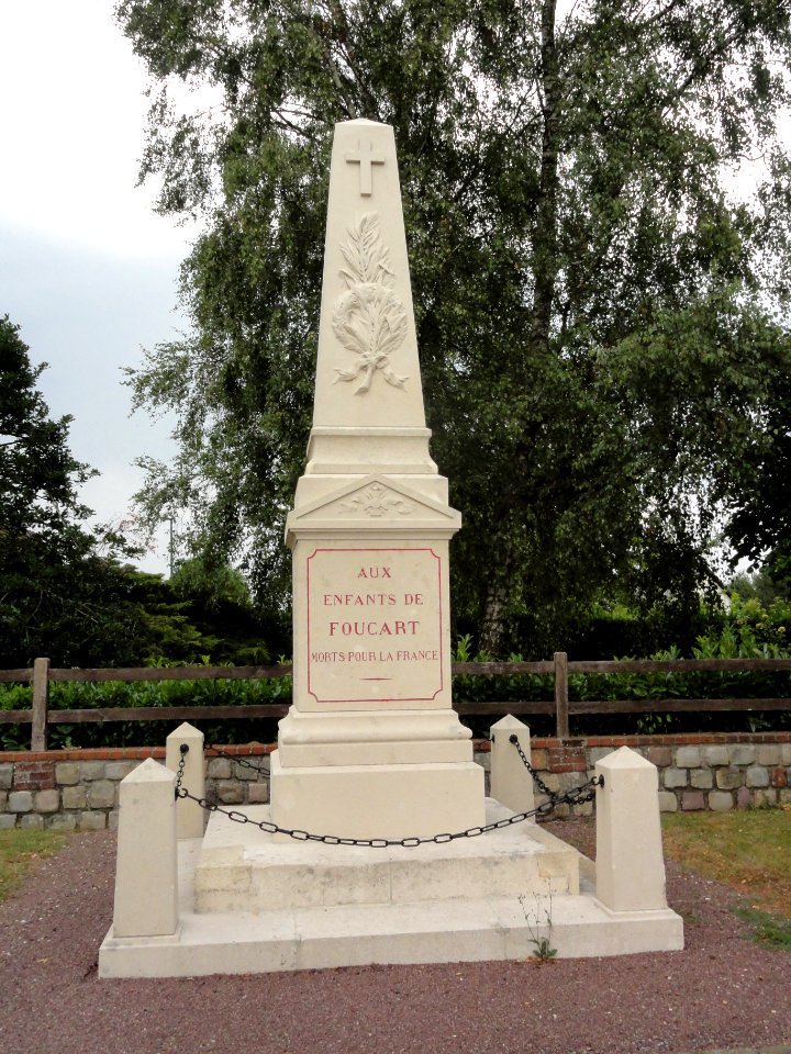 Foucart (Seine-Mar.) monument aux morts