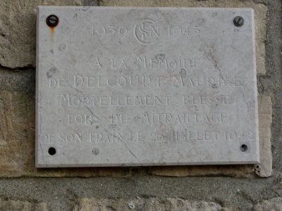 Foucart (Seine-Mar.) gare de Foucart-Alvimare (05) plaque commémorative SNCF