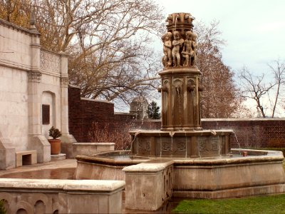 Fountain, Mellon Park, Pittsburgh, 2015-04-06, 01