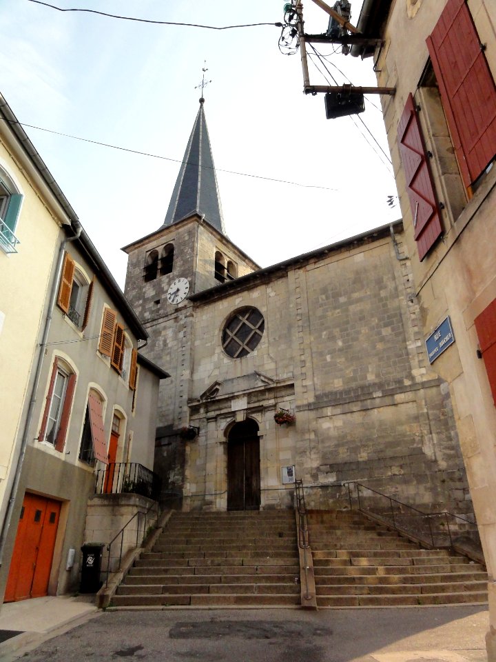 Foug (Meurthe-et-M.) Église Saint-Etienne avec escalier d'accès