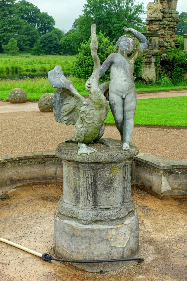 Fountain, sculptor unknown, stone and lead - Shugborough Hall - Staffordshire, England - DSC00245