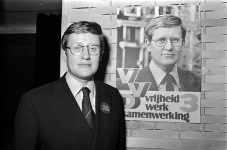 Fractievoorzitter Wiegel voor VVD affiche, Bestanddeelnr 929-0930