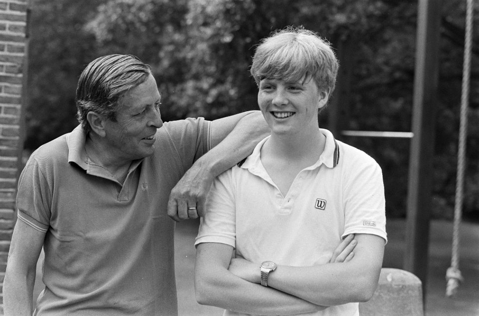 Foto-uurtje Koninklijke familie nr. 3 Prins Johan Friso aan het golfen, nr. 4, , Bestanddeelnr 933-3710