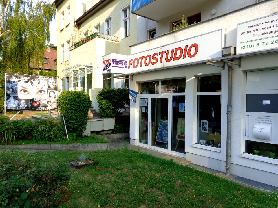 Fotostudio Die-Linse von R Prillwitz in Berlin-Gruenau