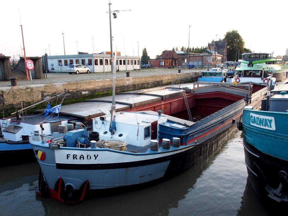 Frady (ship, 1964), ENI 06001752, Royerssluis, Port of Antwerp pic1