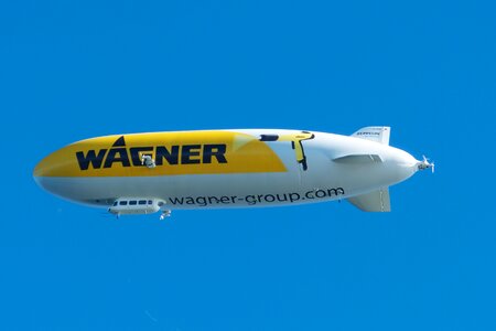 Rigid airship aviation hydrogen
