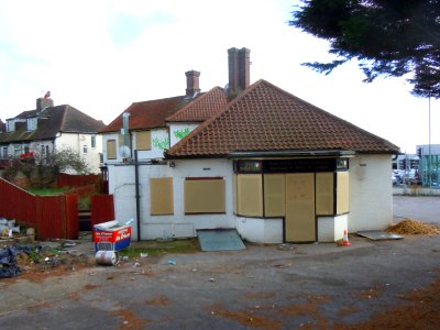 Former Atlas pub, 253 Old Shoreham Road, Aldrington (October 2014) (2)