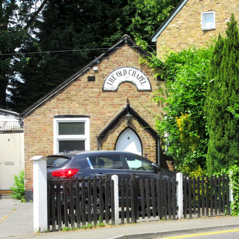 Former Baptist Chapel, Coverts Road, Claygate (June 2015) (1)