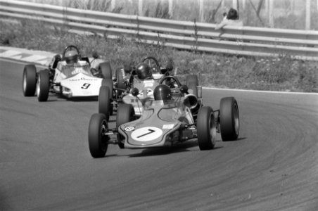 Formule Vee 1300 op Zandvoort Maarten van Ginneken aan kop (7) achter hem Steen, Bestanddeelnr 927-3391