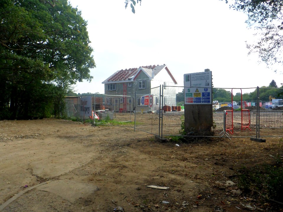 Forge Wood Neighbourhood, Crawley - Development in September 2014 (21)